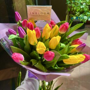 Ramo de 25 tulipanes